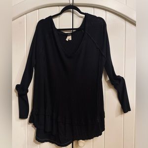 We The Free - L -Gently Used Black Thermal Cotton Tunic Top w/ Layer on Bottom.